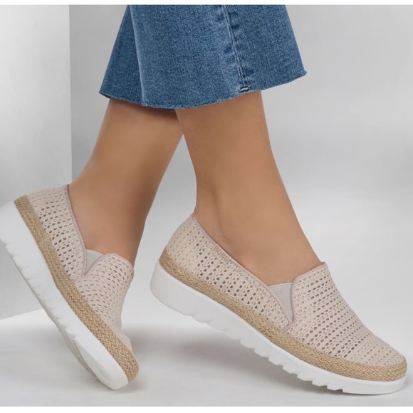 Sketchers BOBS Flexpadrille HI - Serene Peak 9.5 machine washable memory foam - Picture 1 of 8